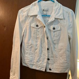 White jean jacket size small
